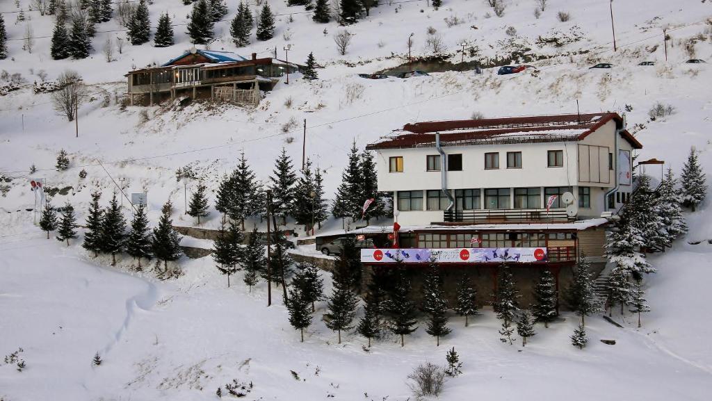 Snow Patrol Lodge Tetovo Esterno foto