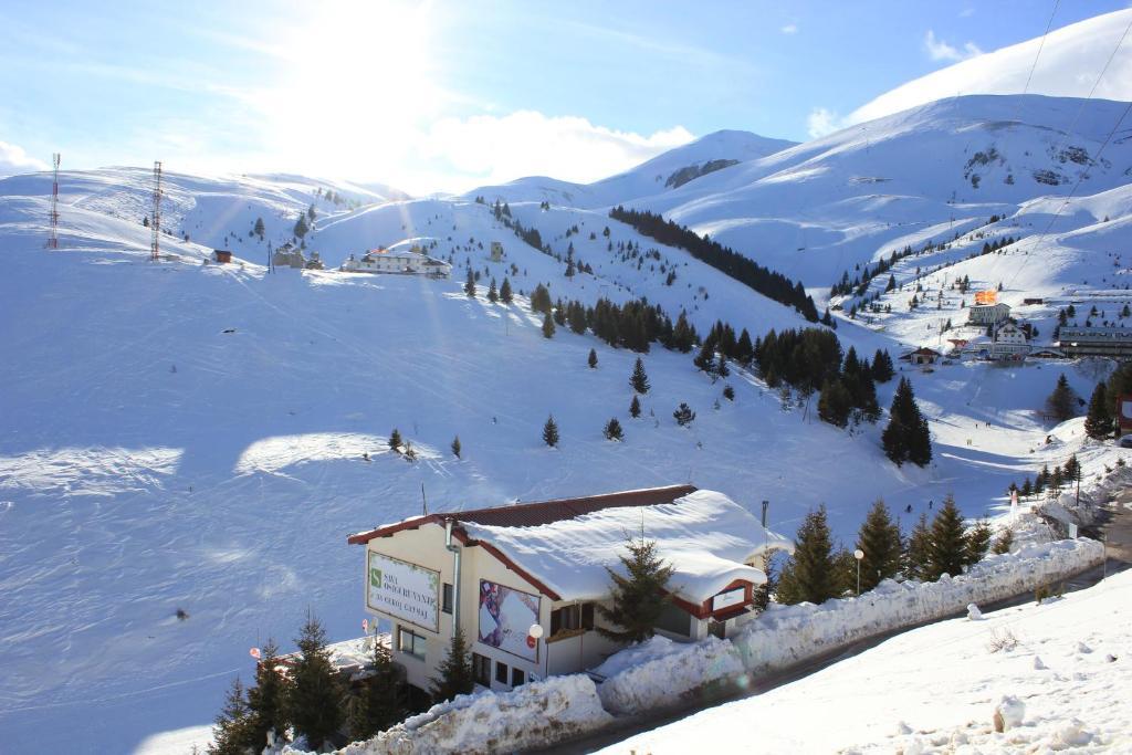 Snow Patrol Lodge Tetovo Esterno foto